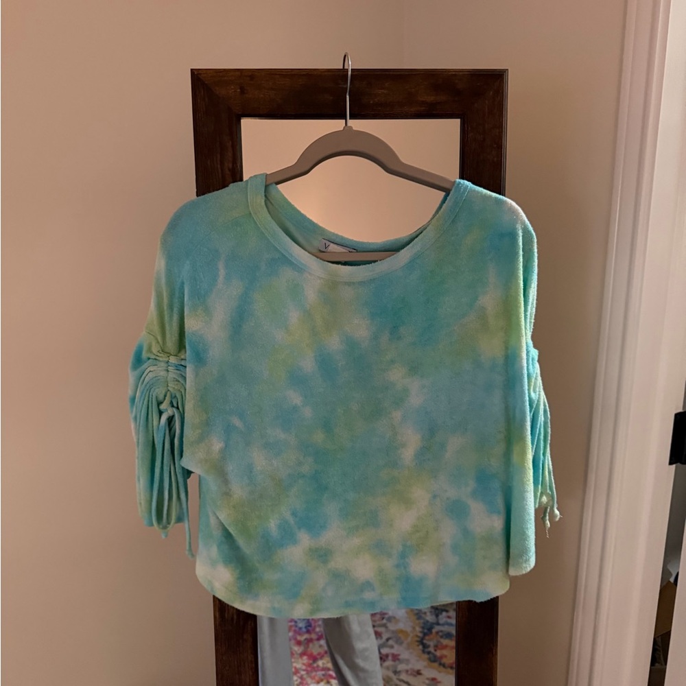 Venus Velour Top Size Medium